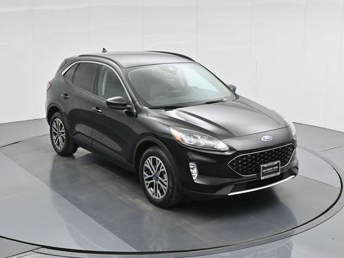 Used 2020 Ford Escape SEL image 45