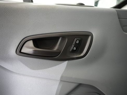Used 2019 Ford Transit 250 130 Low Roof image 29