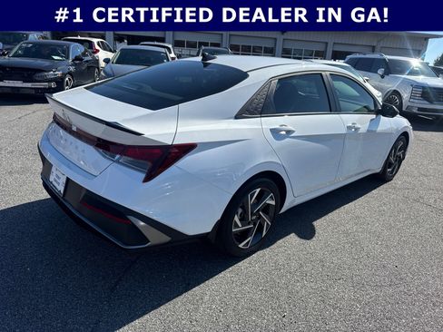 Certified 2025 Hyundai Elantra Sport image 7