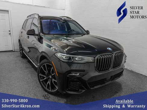 Used 2022 BMW X7 xDrive40i w/ M Sport Package AWD/4WD image 1