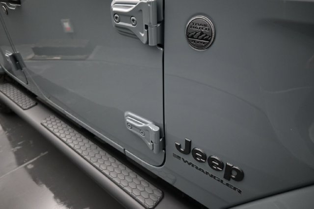 New 2026 Jeep Wrangler Unlimited Sahara w/ Safety Group AWD/4WD image 41