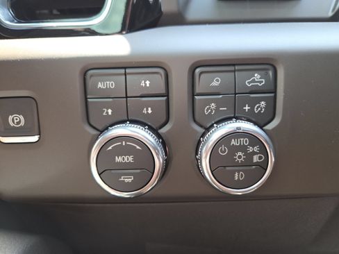 New 2026 GMC Sierra 1500 Denali AWD/4WD image 6