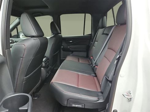 New 2026 Honda Ridgeline Black Edition image 6