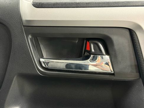 Used 2017 Toyota 4Runner SR5 image 49