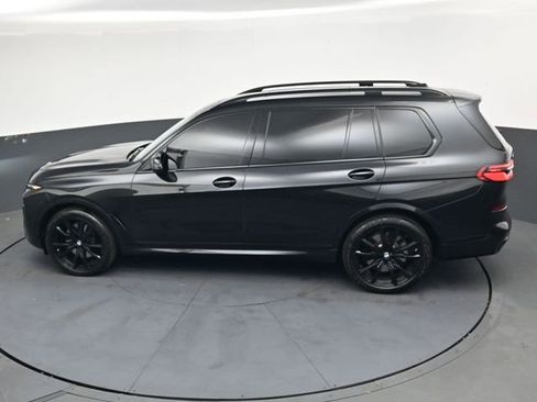 Used 2025 BMW X7 M60i AWD/4WD image 26