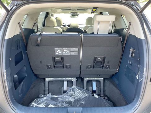 New 2026 Kia Carnival SX w/ SX Dark Edition Package image 52