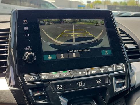 Certified 2024 Honda Odyssey EX-L image 25