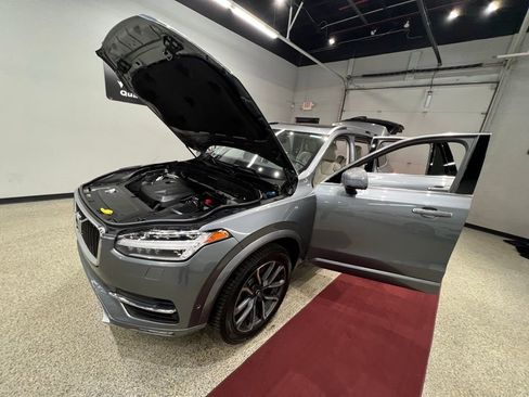 Used 2016 Volvo XC90 T6 Momentum AWD/4WD image 43
