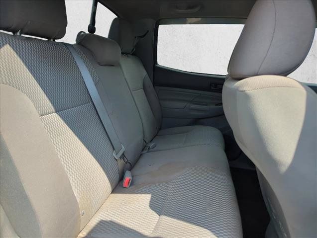 Used 2015 Toyota Tacoma PreRunner w/ SR5 Package RWD image 26