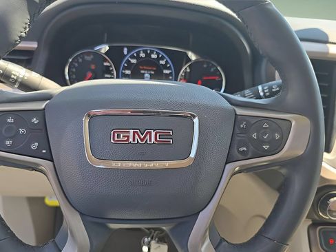 Used 2023 GMC Acadia Denali AWD/4WD image 6