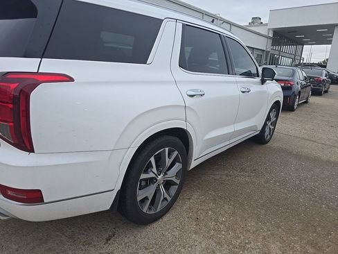 Used 2021 Hyundai Palisade Limited image 3