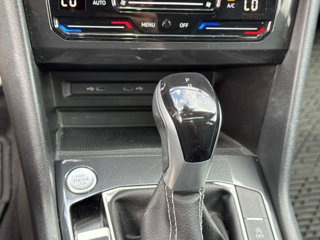 Certified 2023 Volkswagen Tiguan SE R-Line FWD image 17