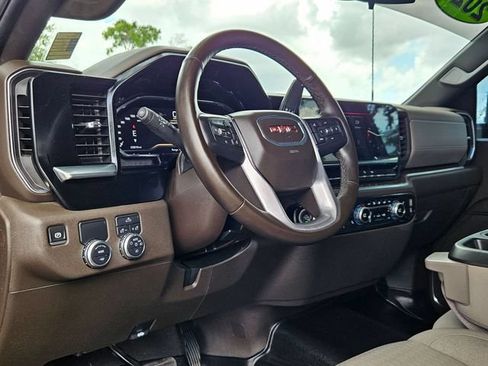 Used 2024 GMC Sierra 2500 SLE w/ SLE Convenience Package RWD image 11