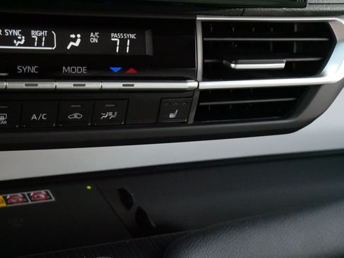 Certified 2025 Toyota Sienna XLE w/ XLE Plus Package AWD/4WD image 30