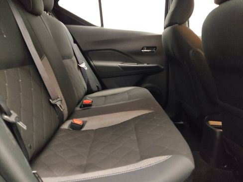 Used 2020 Nissan Kicks SV FWD image 19