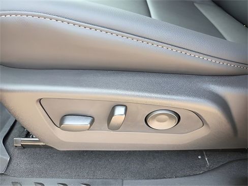 New 2026 Chevrolet Colorado LT w/ LT Convenience Package image 16