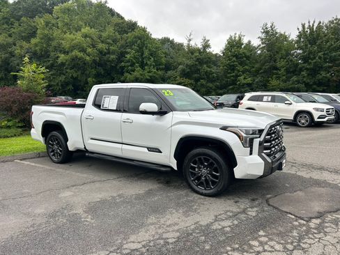 Used 2023 Toyota Tundra Platinum AWD/4WD image 8