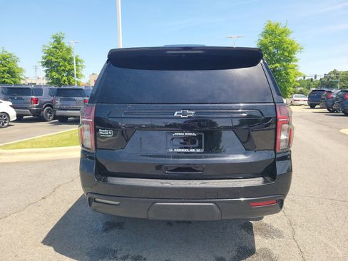 Used 2023 Chevrolet Tahoe Z71 w/ Luxury Package AWD/4WD image 4