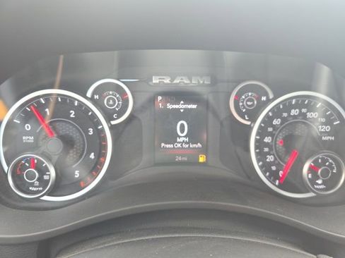 Used 2025 RAM 5500 Tradesman image 12