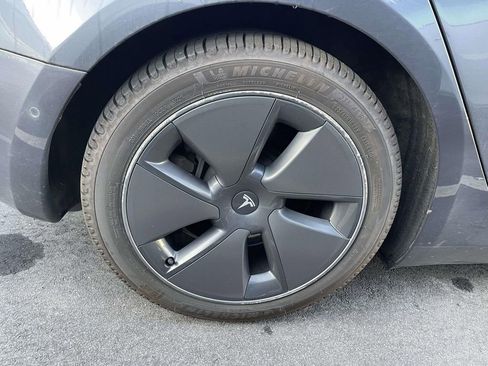 Used 2021 Tesla Model 3 Long Range AWD/4WD image 5