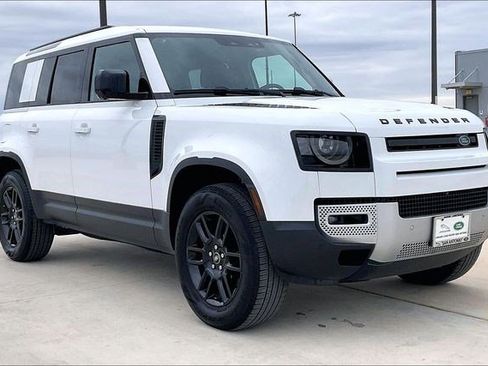 Used 2025 Land Rover Defender 110 S image 13