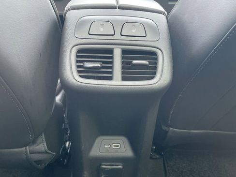 Used 2022 Buick Envision Avenir w/ Technology Package II image 22