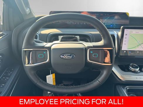 New 2026 Ford Expedition Platinum w/ Driver's Package AWD/4WD image 10