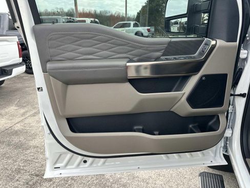 New 2026 Ford F350 Platinum w/ Platinum Plus Package image 10