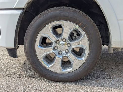 New 2026 RAM 1500 Big Horn AWD/4WD image 32