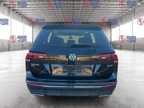 Used 2020 Volkswagen Tiguan SEL w/ Tiguan Two-Row MDO Package AWD/4WD image 6