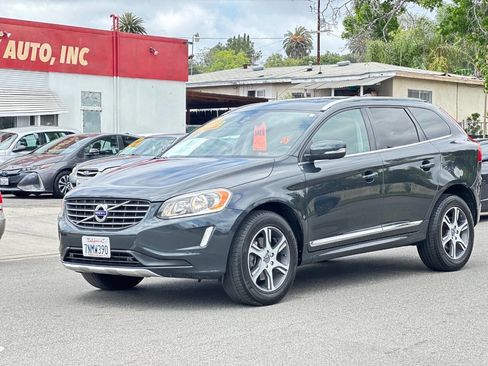 Used 2015 Volvo XC60 T6 FWD image 2
