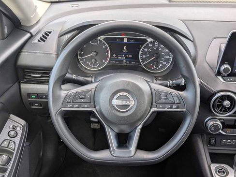 Used 2024 Nissan Sentra SV FWD image 21