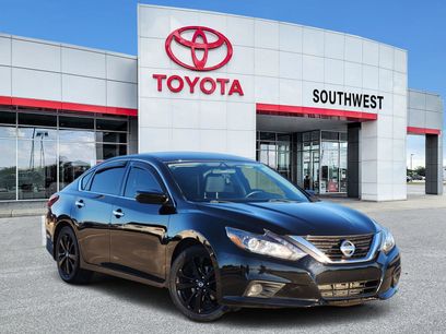 Used 2017 Nissan Altima 2.5 SR w/ Midnight Edition Package