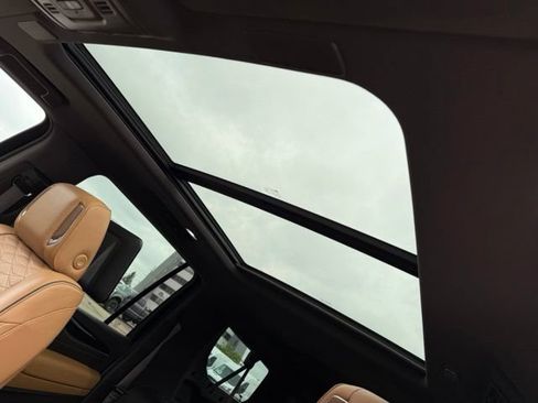 Used 2021 Cadillac Escalade ESV Sport w/ Driver Assist Tech Package AWD/4WD image 3