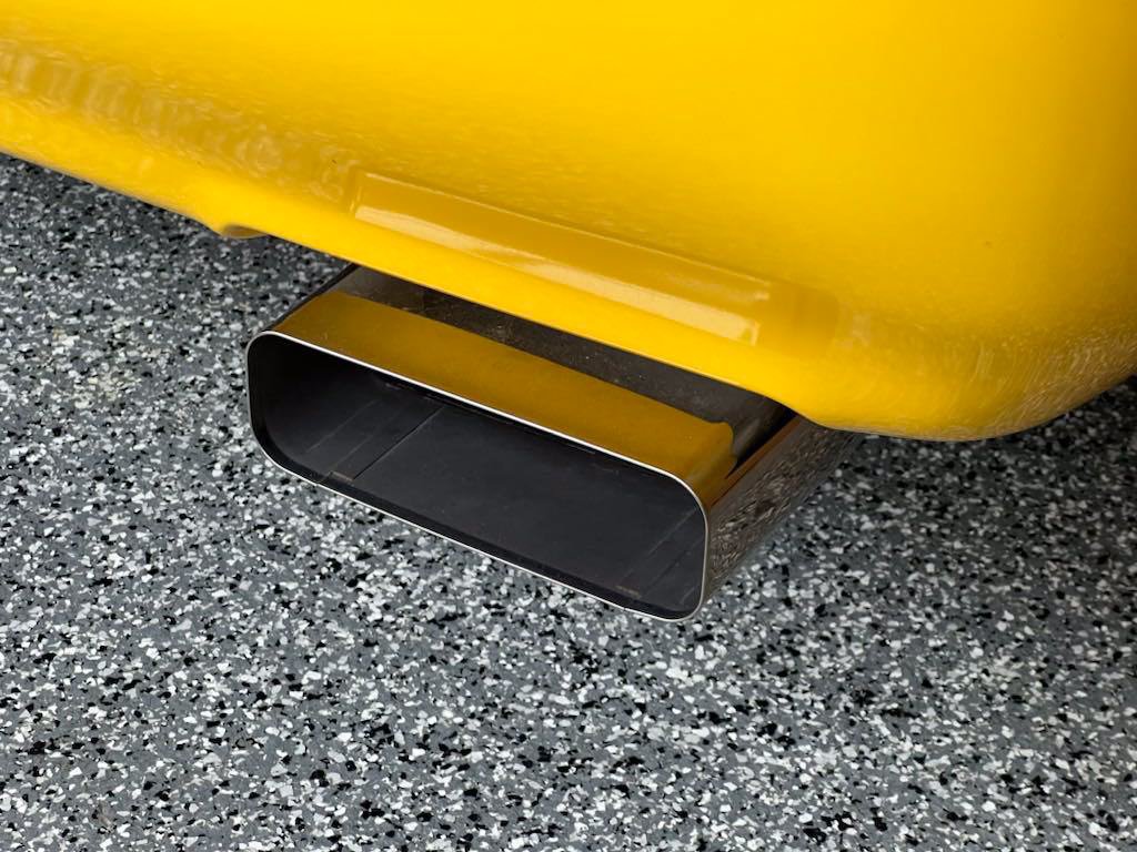 Used 1995 Chevrolet Corvette Convertible RWD image 8