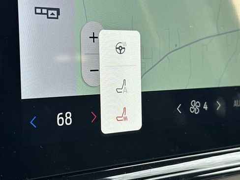 New 2025 Ford Expedition Active image 37