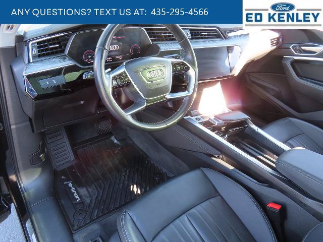 Used 2022 Audi e-tron Premium AWD/4WD image 4