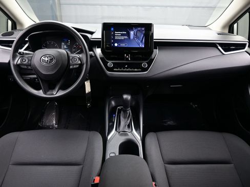 Used 2025 Toyota Corolla LE FWD image 16