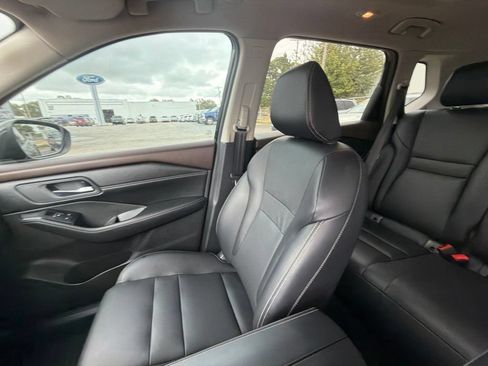 Used 2023 Nissan Rogue SL FWD image 21
