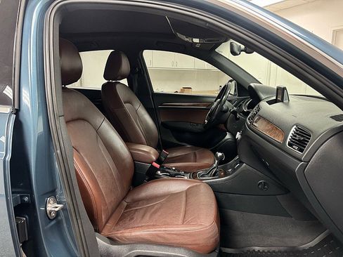 Used 2017 Audi Q3 2.0T Premium Plus w/ Premium Plus Package image 14