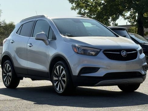 Used 2021 Buick Encore Preferred image 7