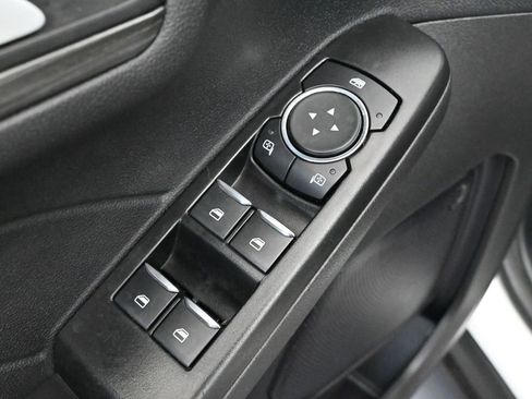 Used 2024 Ford Escape Platinum image 20