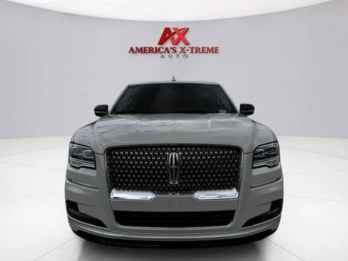 Used 2024 Lincoln Navigator L Reserve AWD/4WD image 8