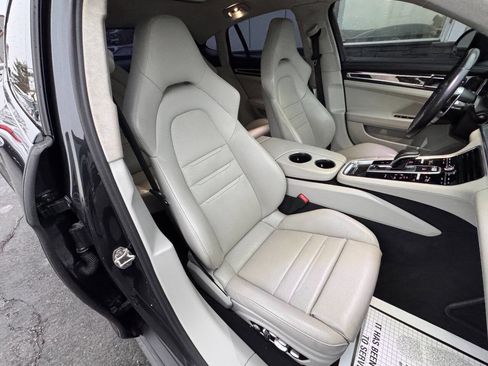 Used 2017 Porsche Panamera Turbo w/ Premium Package Plus image 25