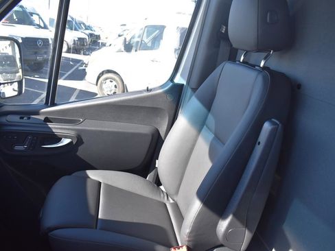 New 2025 Mercedes-Benz Sprinter 2500 image 11