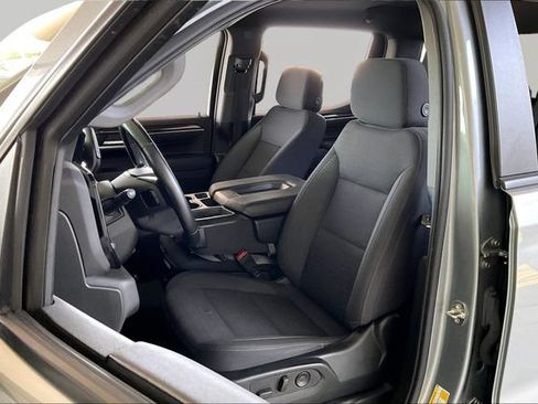 Used 2023 Chevrolet Silverado 1500 RST AWD/4WD image 15