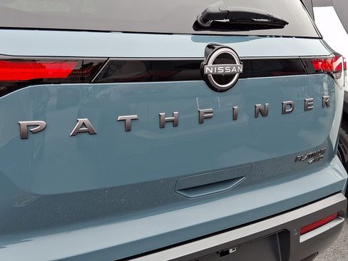New 2026 Nissan Pathfinder Platinum w/ Cargo Package AWD/4WD image 5