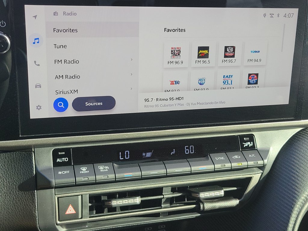 Used 2025 Toyota Camry SE w/ Multimedia Upgrade Package FWD image 25