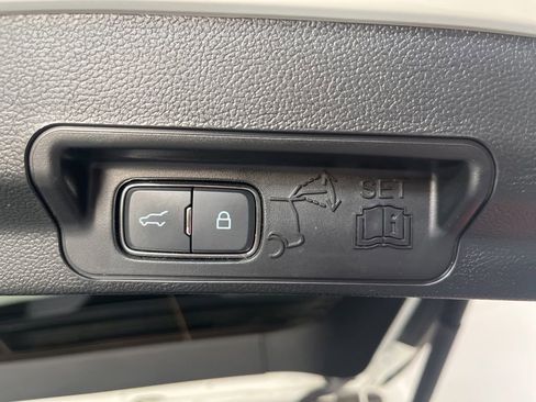 Used 2023 Ford Explorer ST w/ Equipment Group 401A AWD/4WD image 13