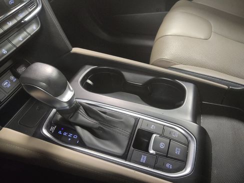 Used 2019 Hyundai Santa Fe FWD image 26